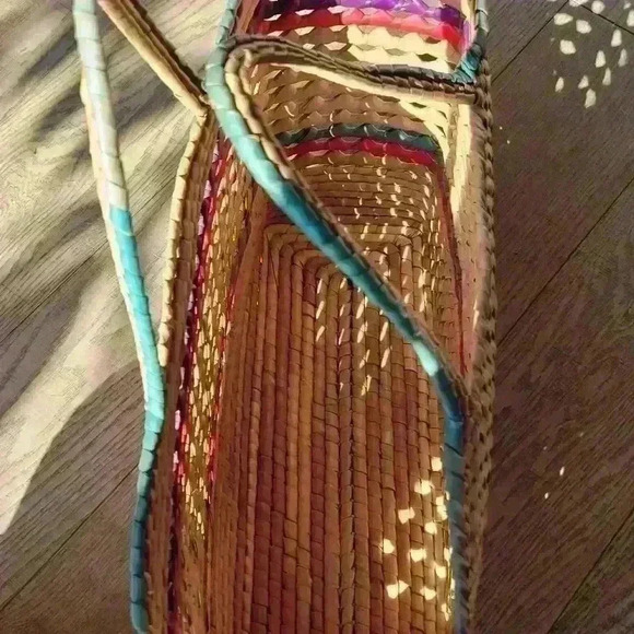 NWOT!! GORGEOUS Small Women Beach Bag - Picture 3 of 6